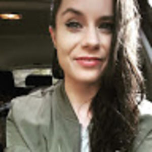 Meet your Posher, Cierra